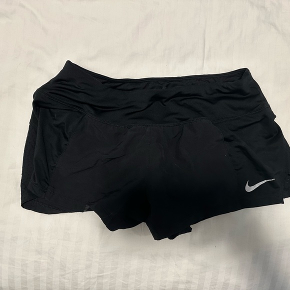 Nike Athletic Shorts - Picture 1 of 1